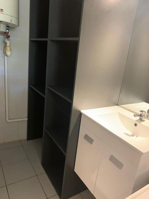 Petit Prix Et Grand Confort A Saint Gilles Les Bains Buitenkant foto